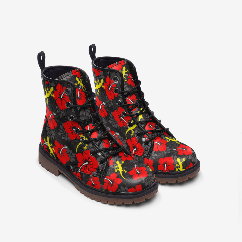 Royal Red Hibiscus flowers with Gecko on Casual Leather Lightweight Boots