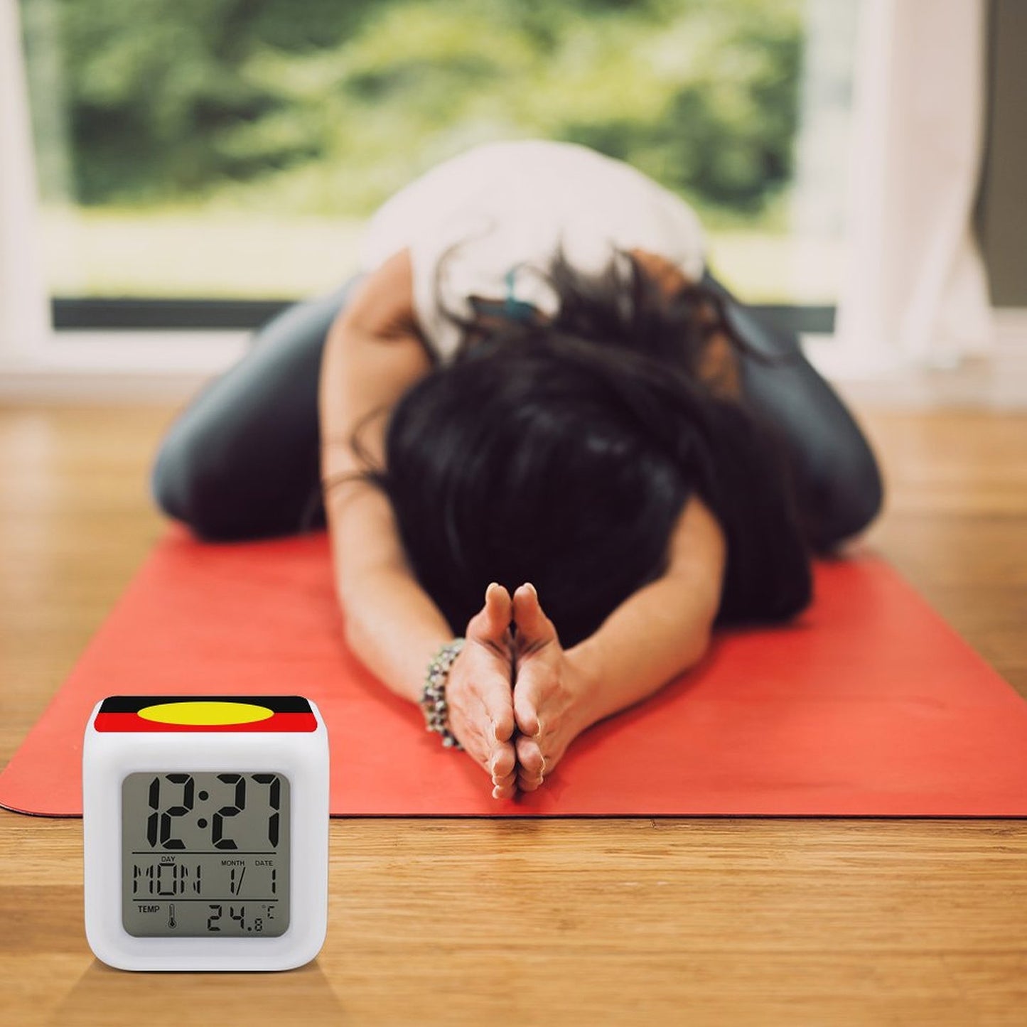 Aboriginal Flag on Color Change Alarm Clock