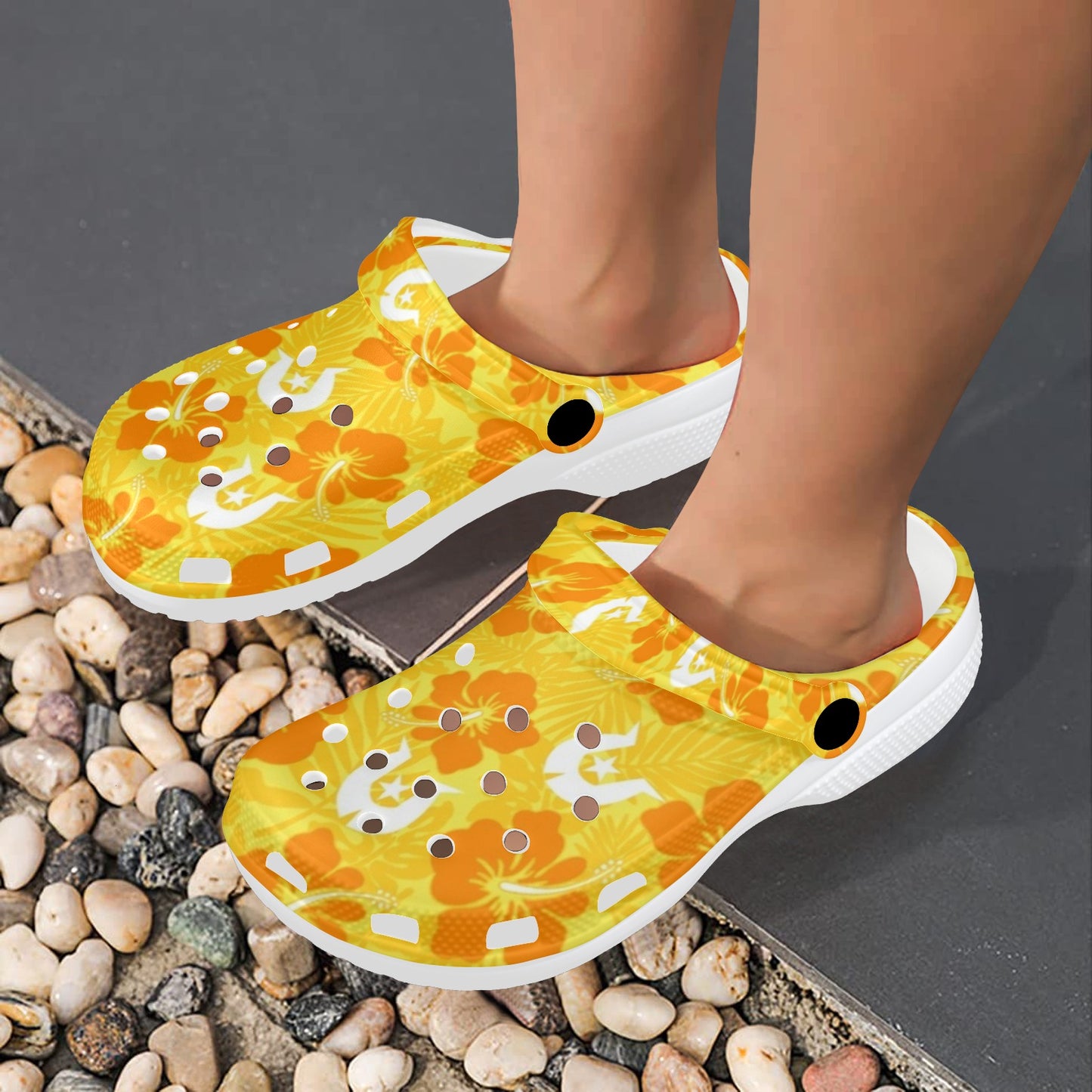 Hibiscus flowers with Dhari (Gold) on Adults Clogs